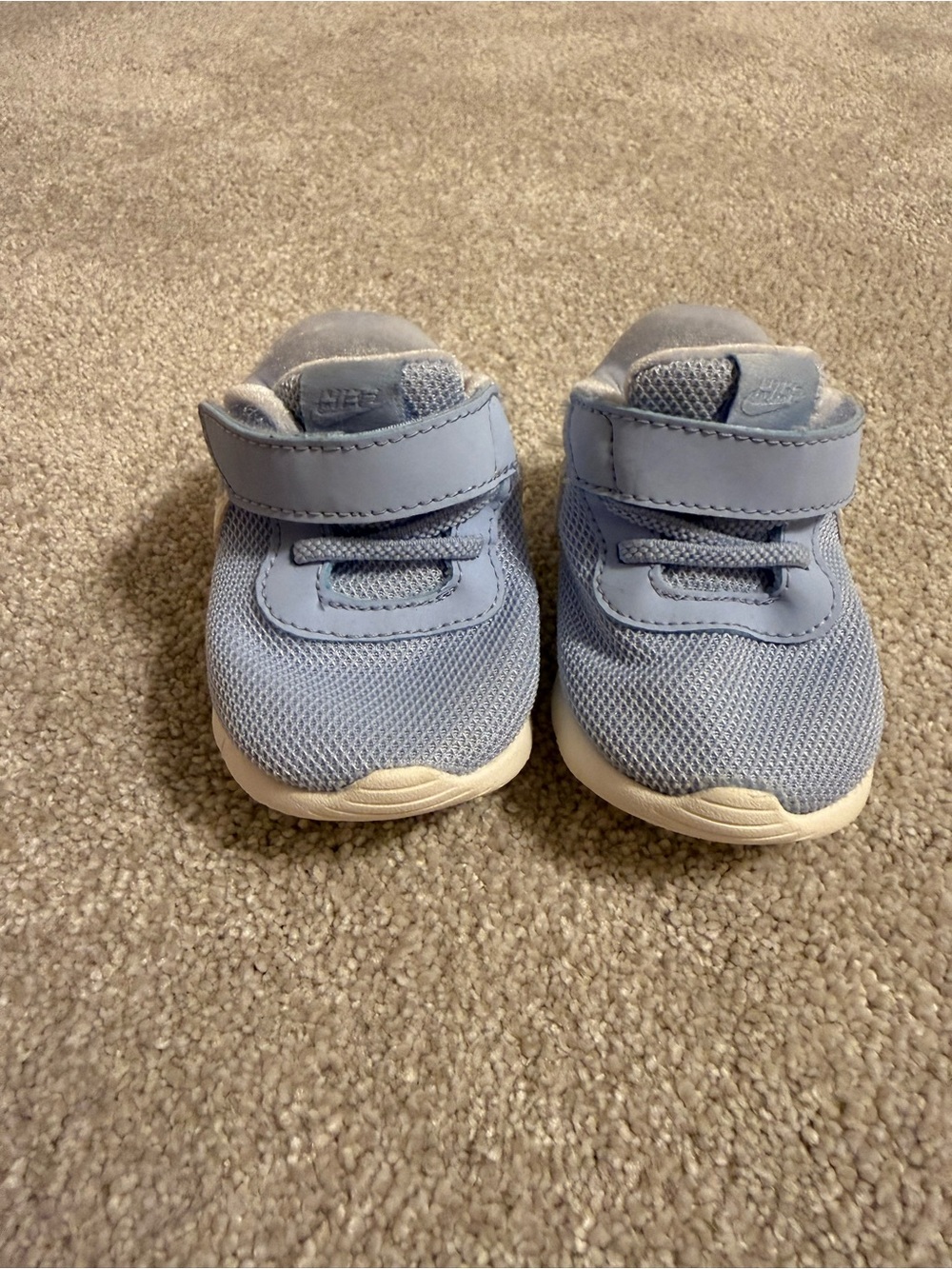 Nike Kids Light Blue Mesh Sneakers with Hook-and-Loop Strap